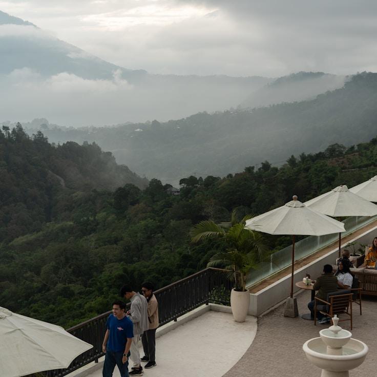 Outdoor terrace seating suitable for families in Zürich